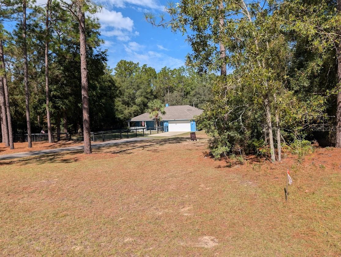 ROLLING HILLS - Land