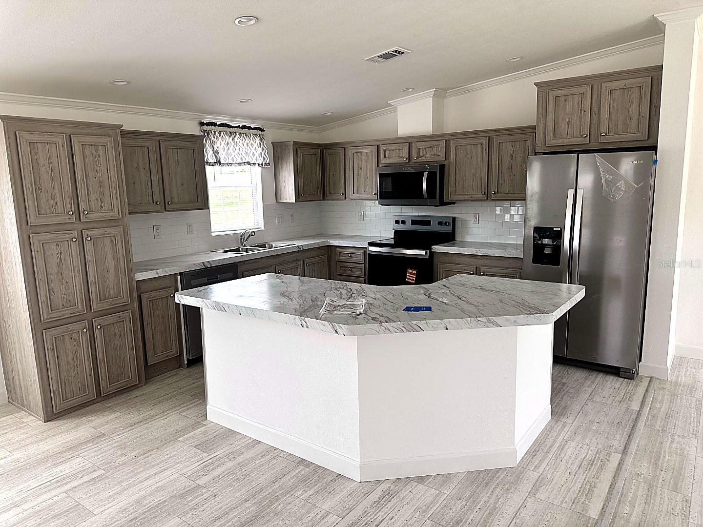 ZELLWOOD STATION COOP MH PARK - Residential
