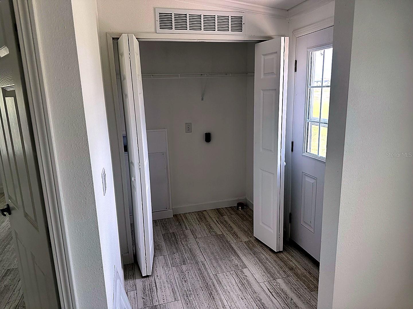 ZELLWOOD STATION COOP MH PARK - Residential