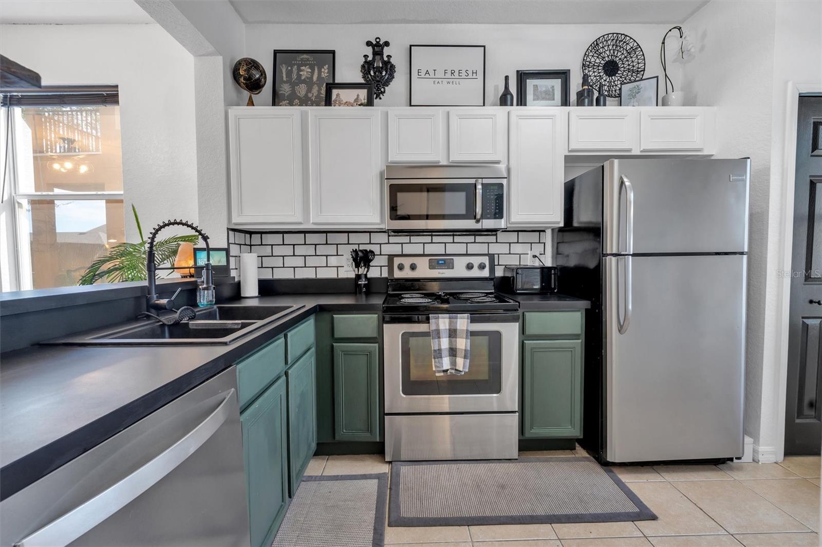 REGAL PALMS AT HIGHLAND RESERVE PH 05 - Residential