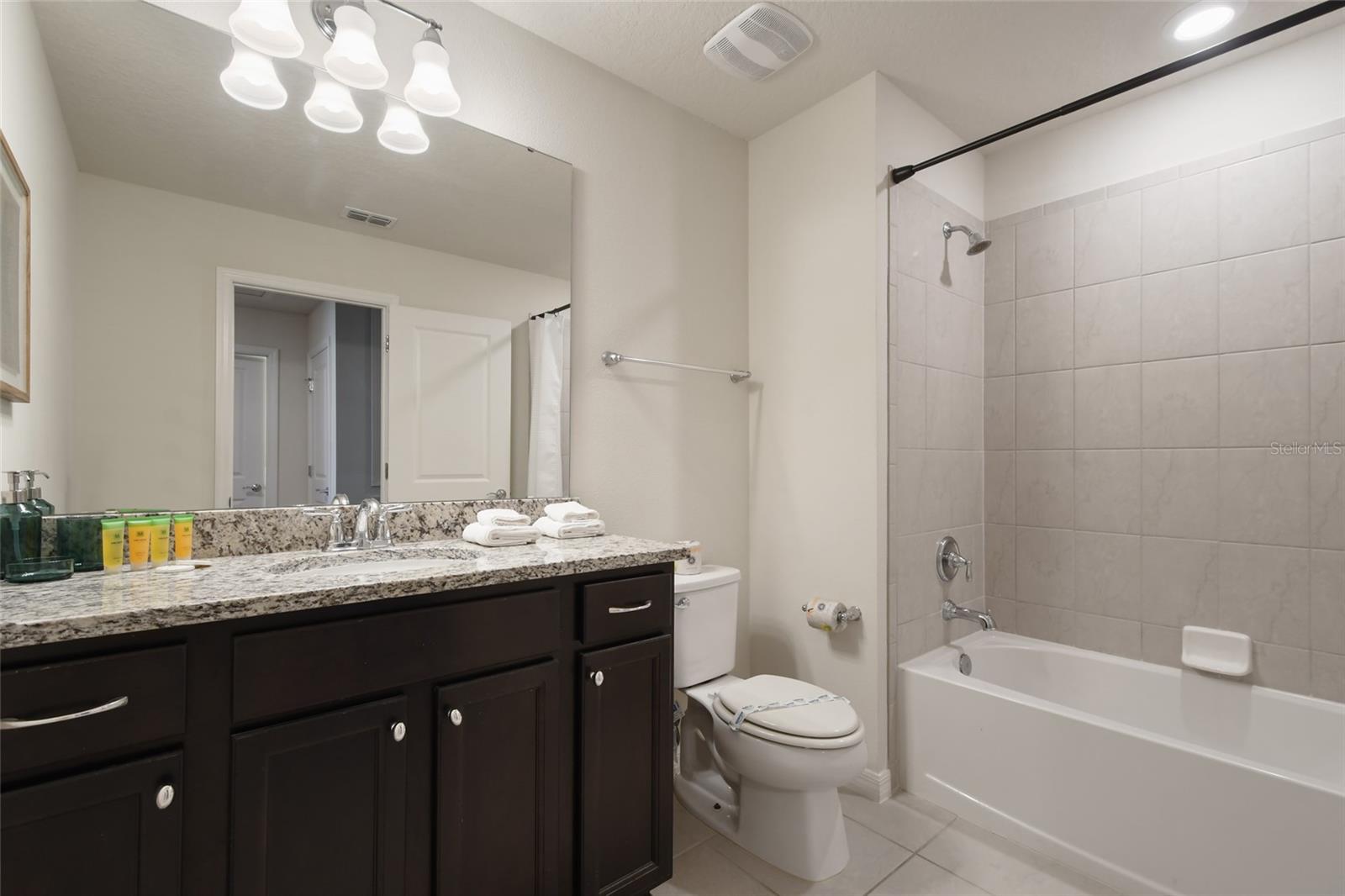 WINDSOR ISLAND RESIDENCE - Residential