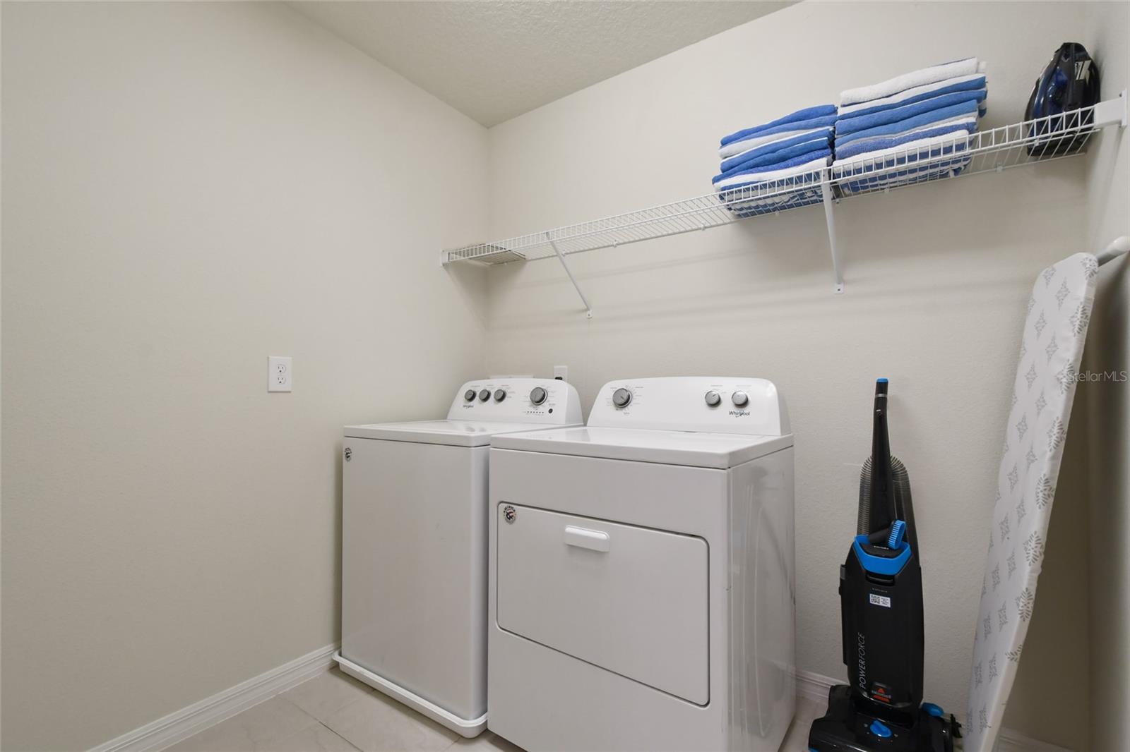 WINDSOR ISLAND RESIDENCE - Residential