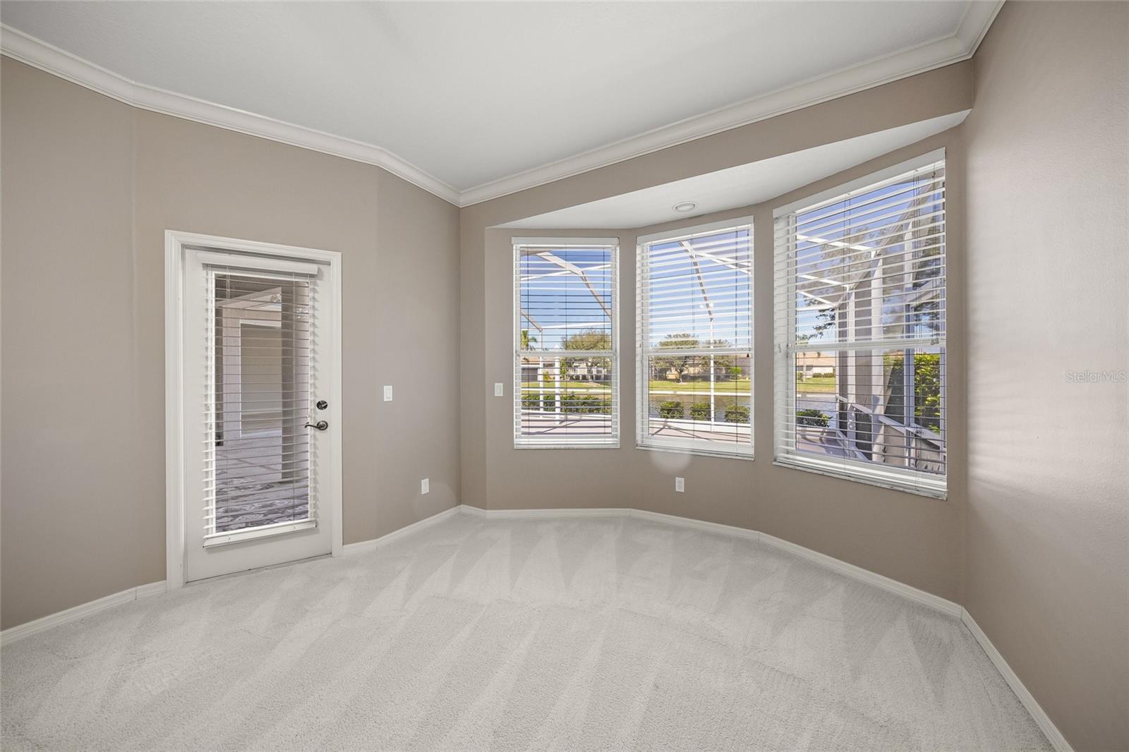 BARTON FARMS, LAUREL LAKES - Residential