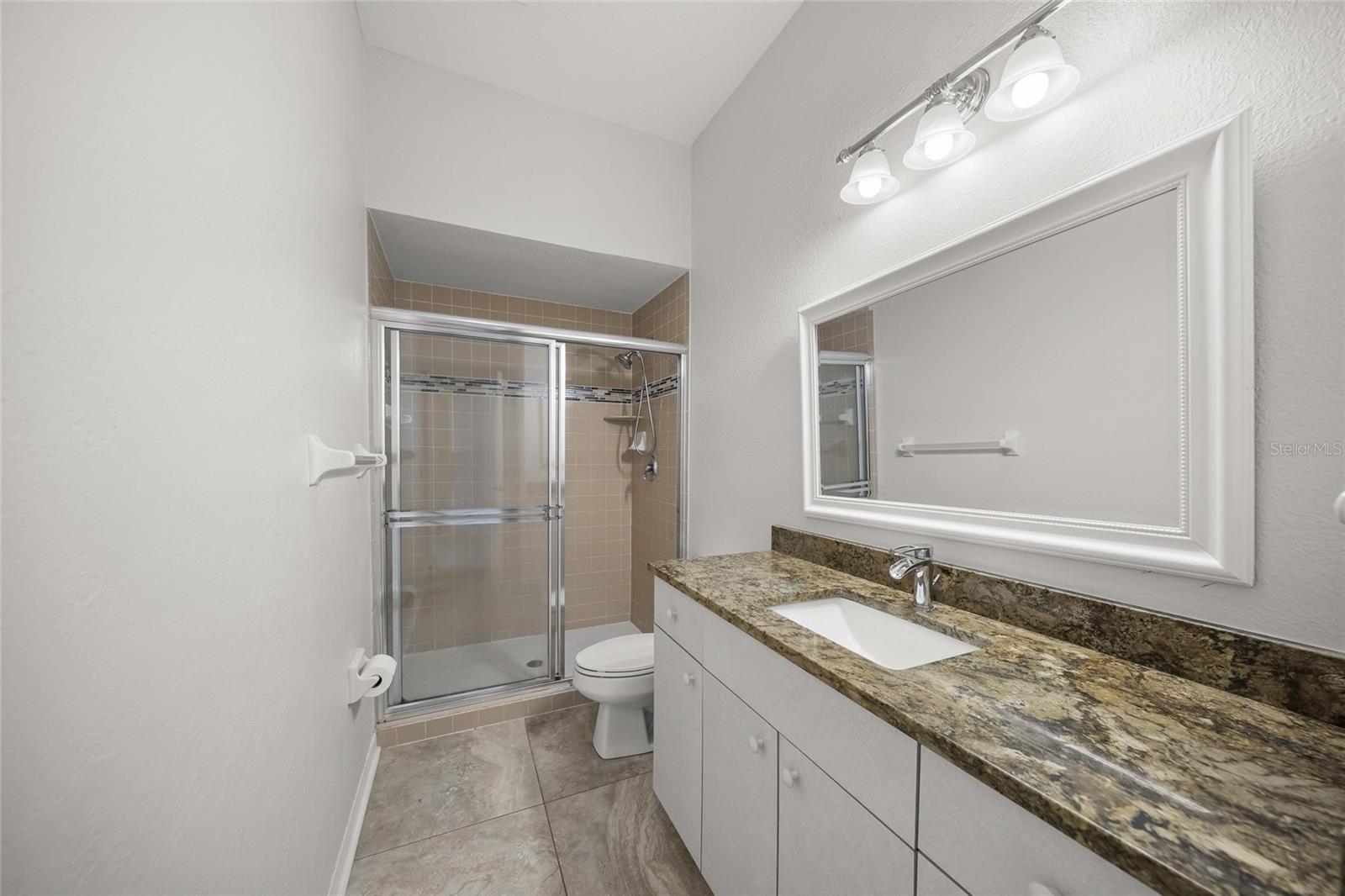 BARTON FARMS, LAUREL LAKES - Residential