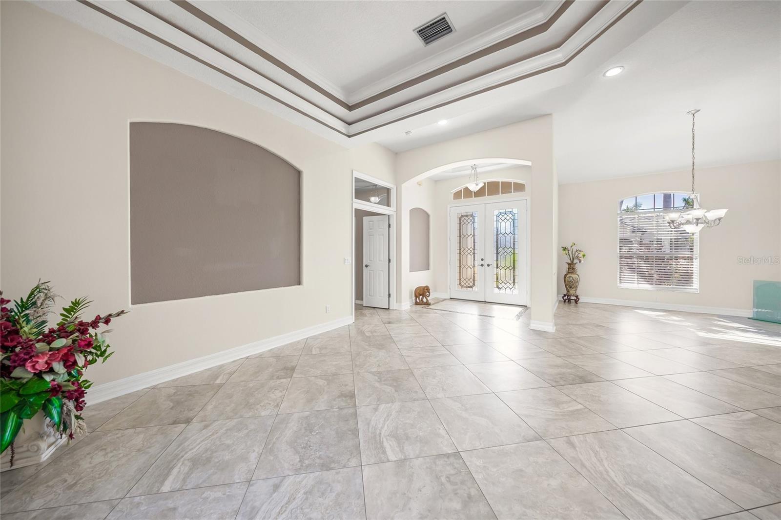 BARTON FARMS, LAUREL LAKES - Residential