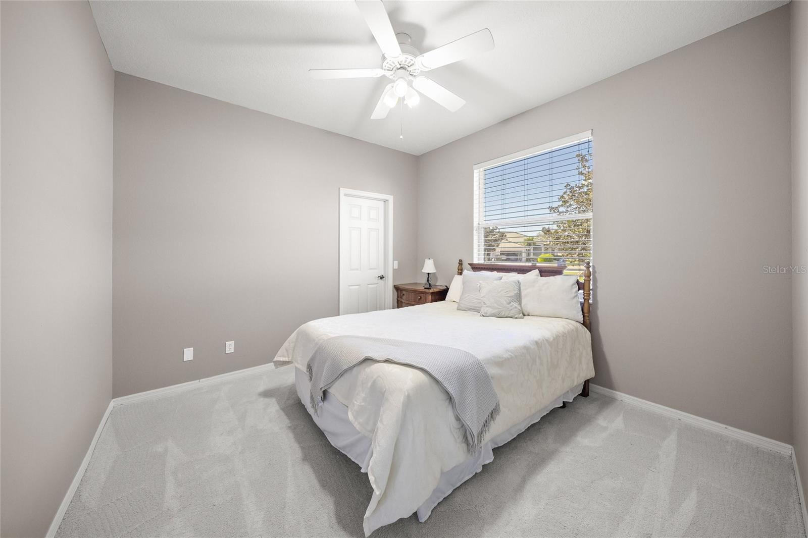 BARTON FARMS, LAUREL LAKES - Residential