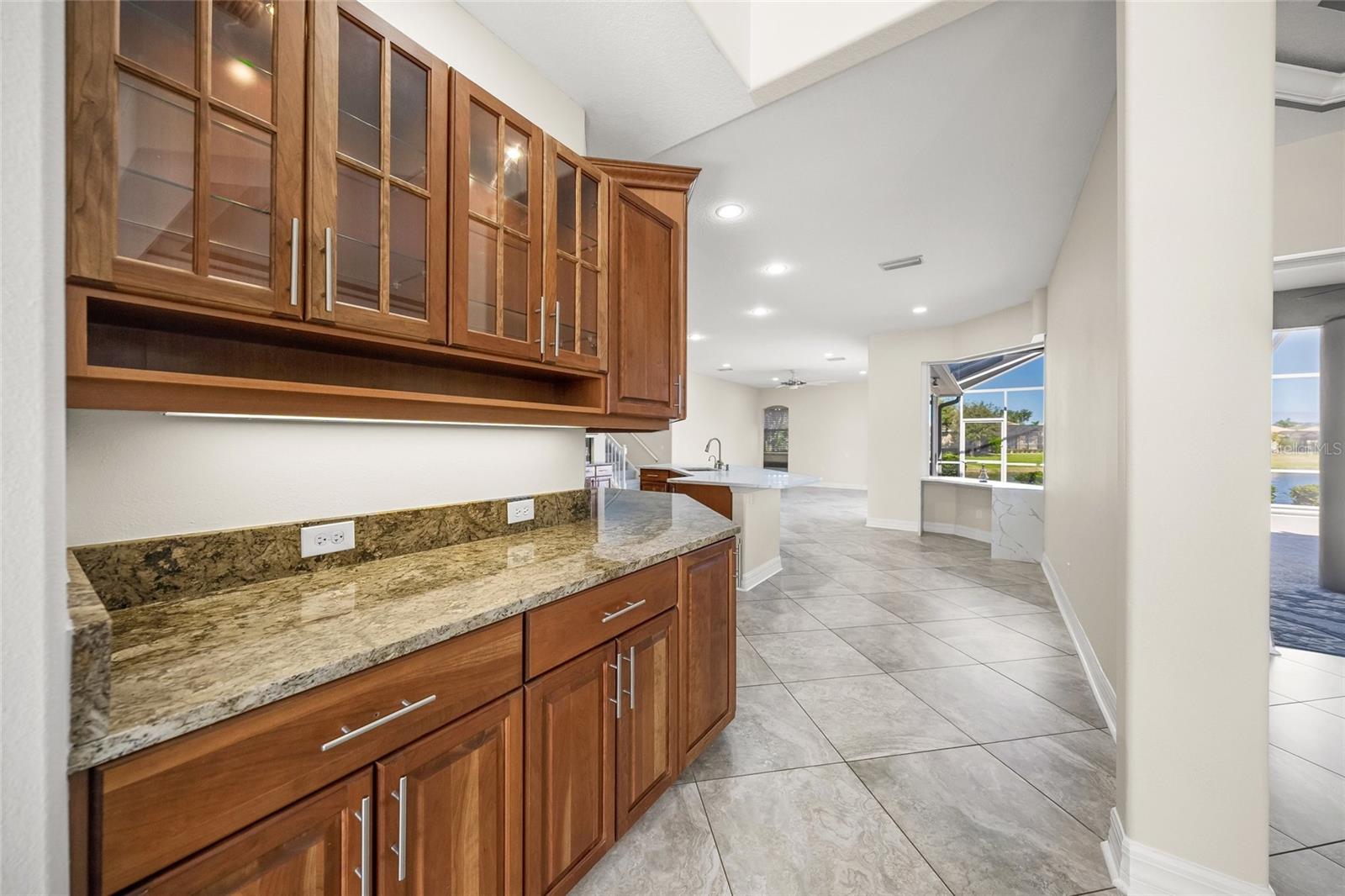 BARTON FARMS, LAUREL LAKES - Residential