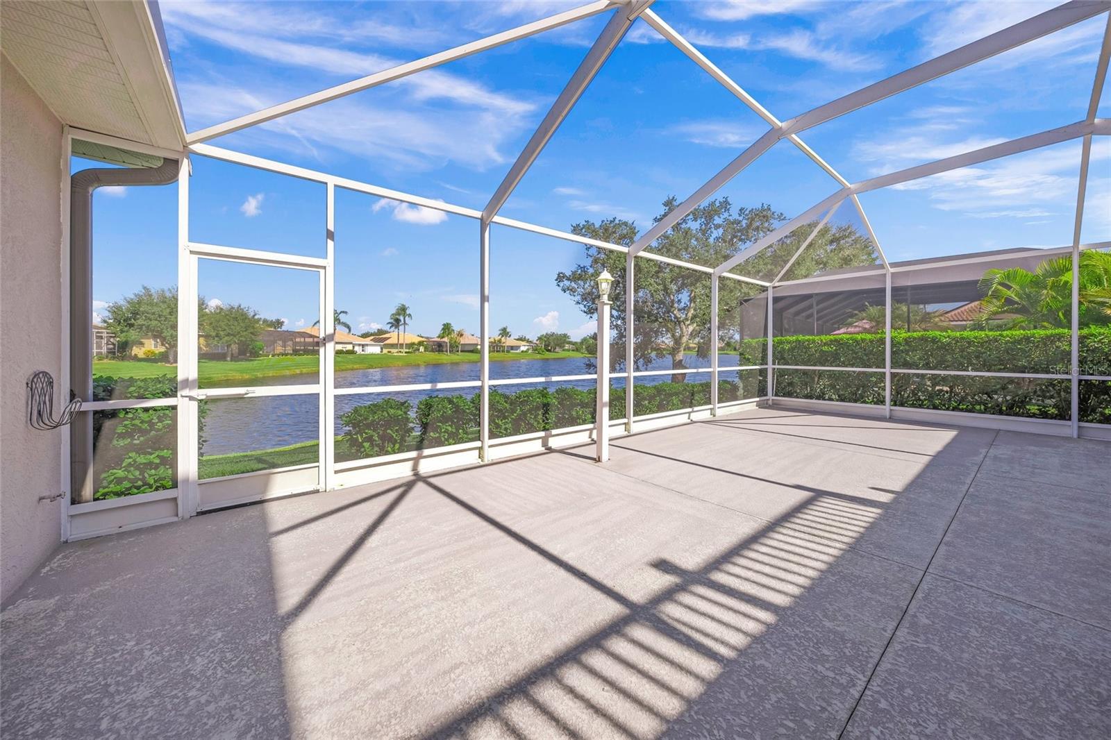 BARTON FARMS, LAUREL LAKES - Residential