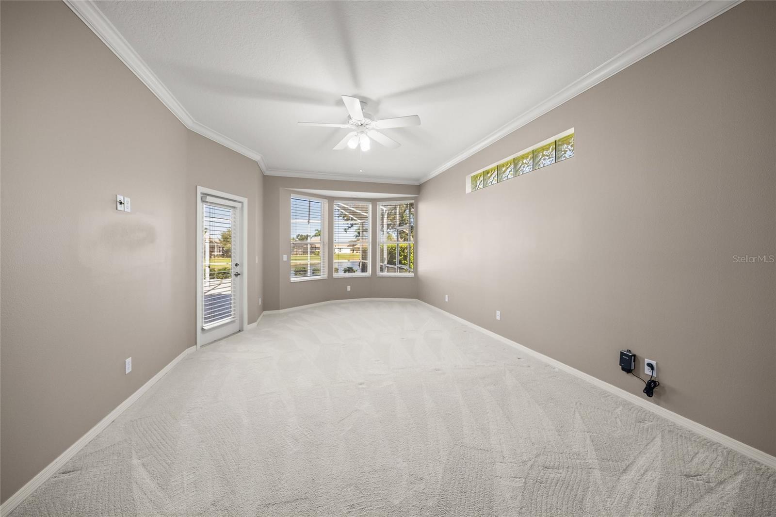 BARTON FARMS, LAUREL LAKES - Residential