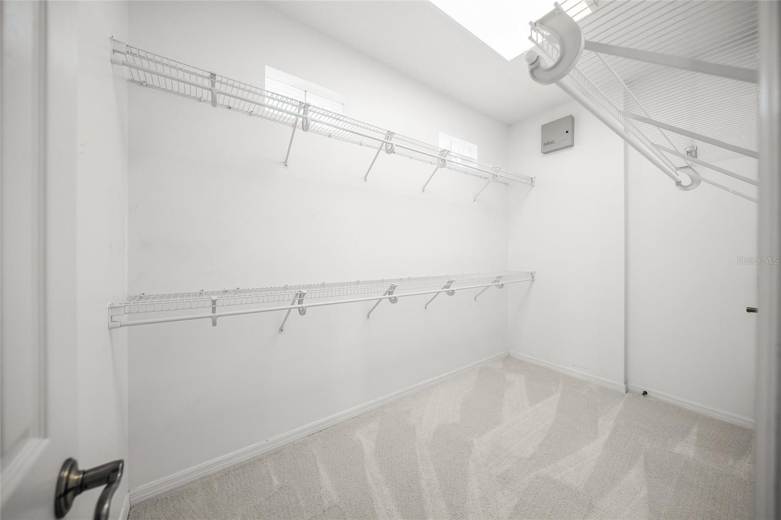 BARTON FARMS, LAUREL LAKES - Residential