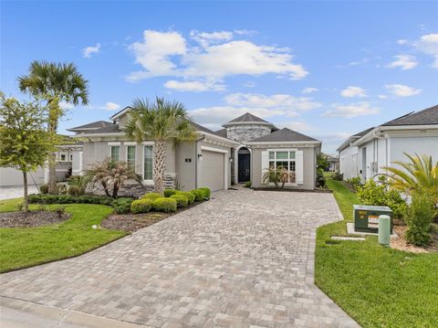 Photo of 16 Kingswood Court, Ormond Beach, FL 32174 (MLS # FC317619)