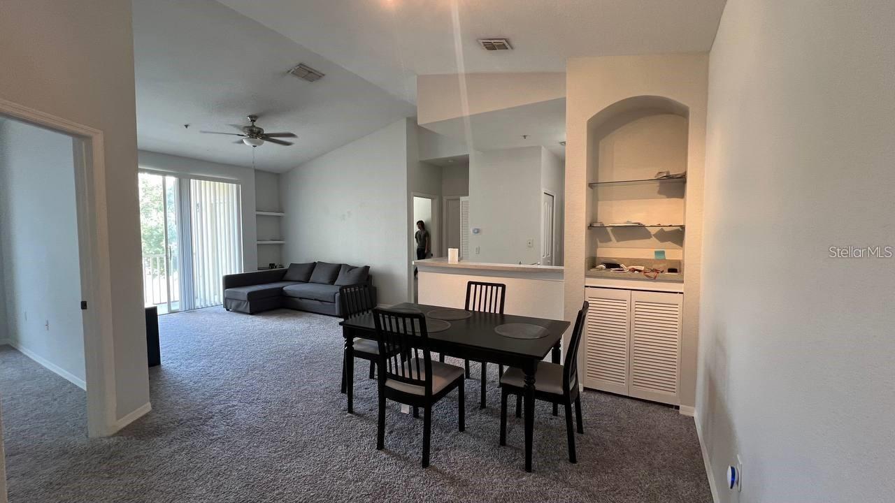 VISCONTI EAST - Residential Lease