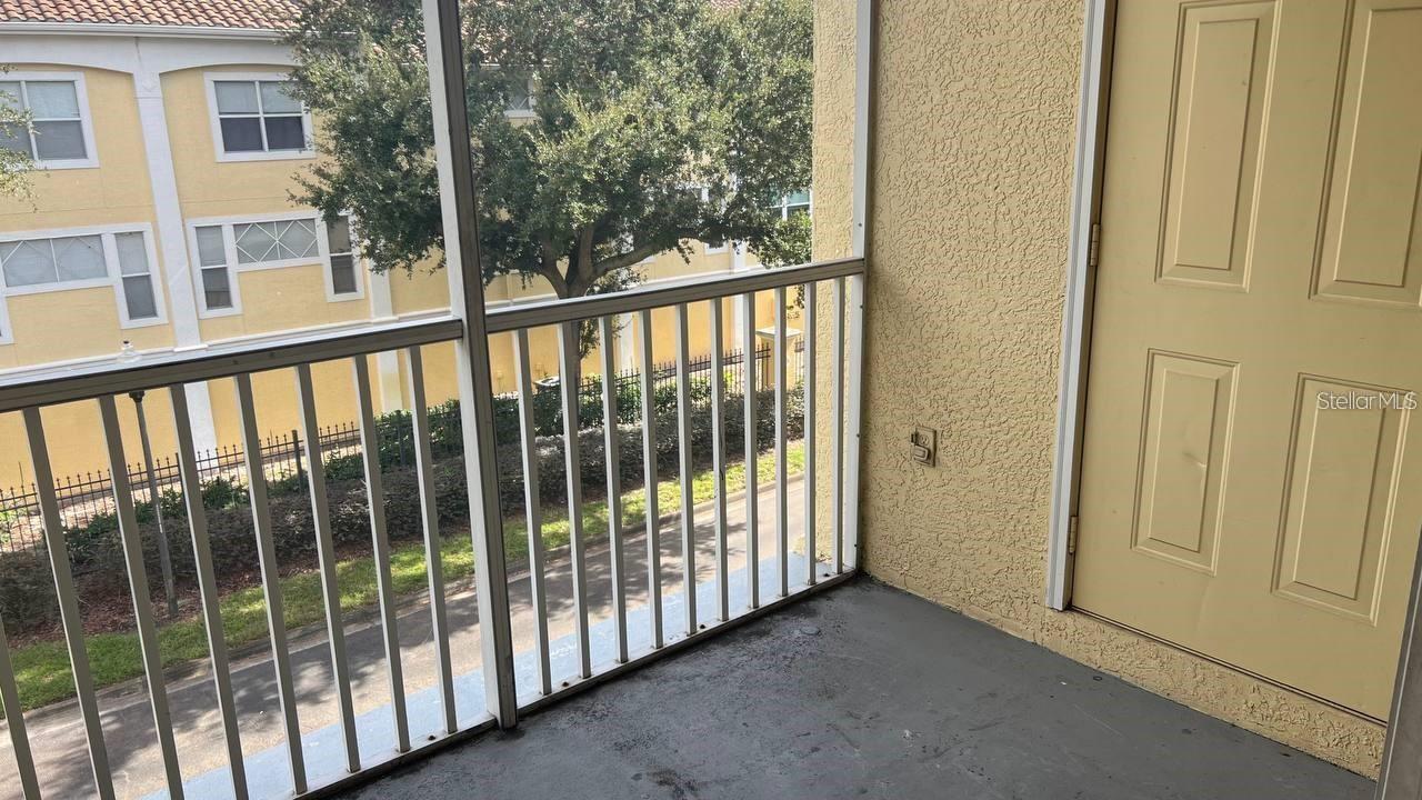 VISCONTI EAST - Residential Lease