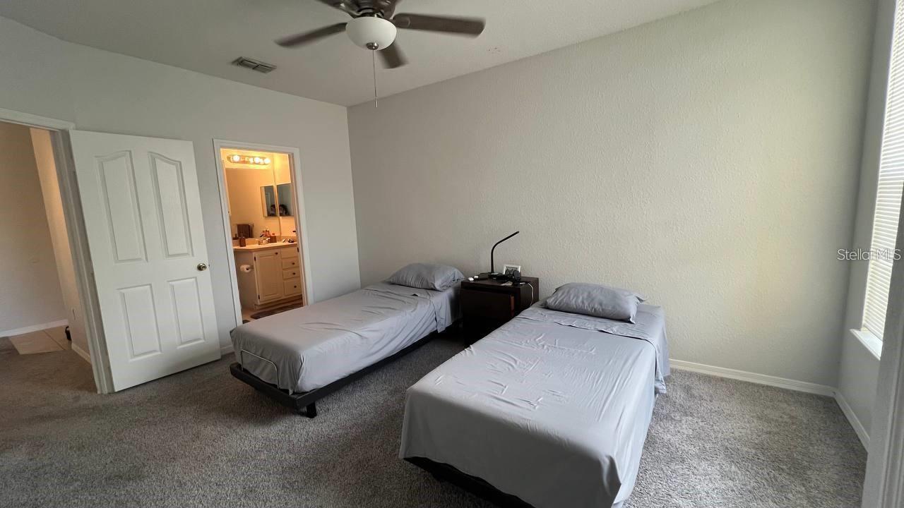 VISCONTI EAST - Residential Lease