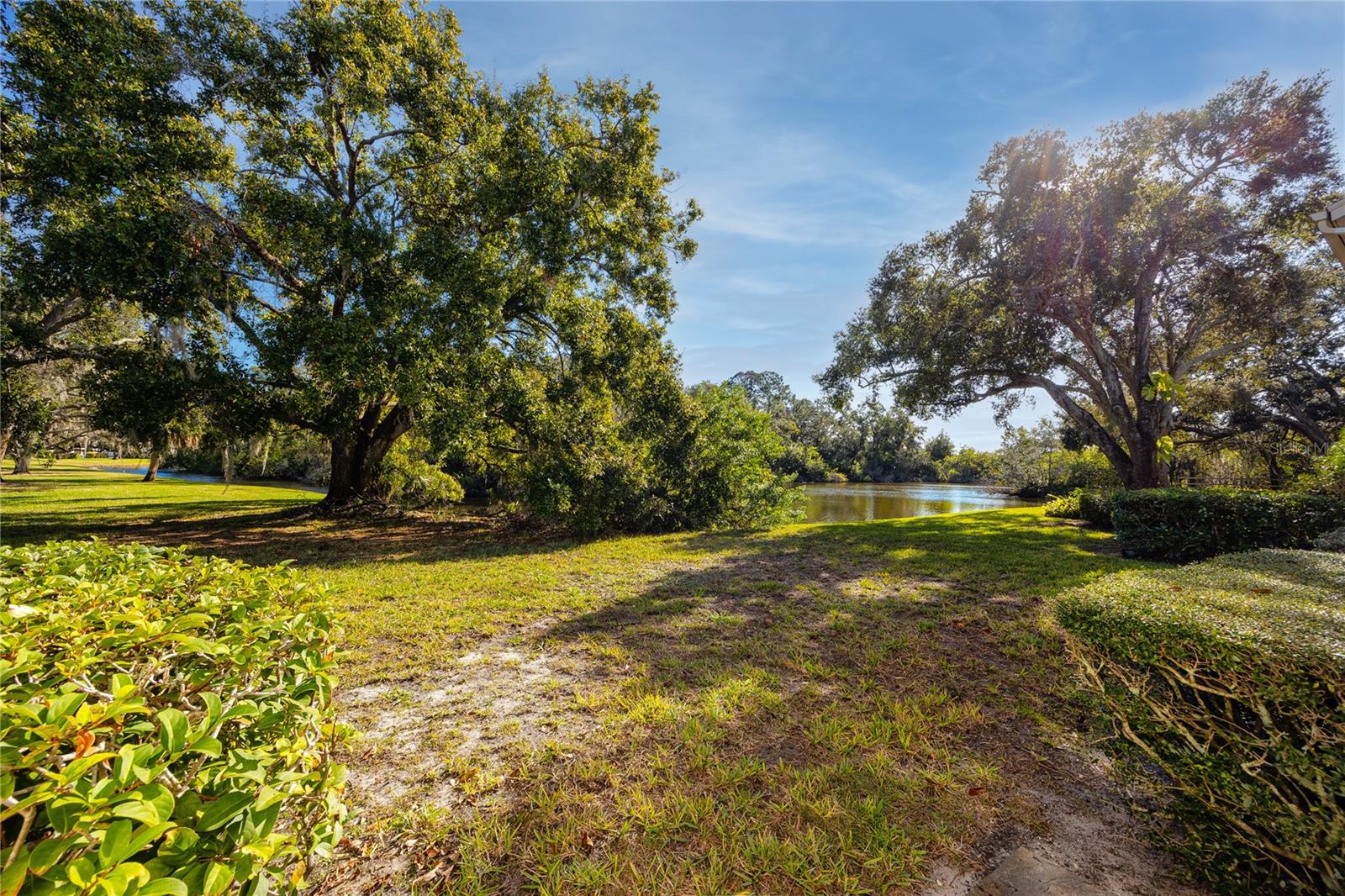 EAST LAKE WOODLANDS CYPRESS ESTATES - Residential Lease