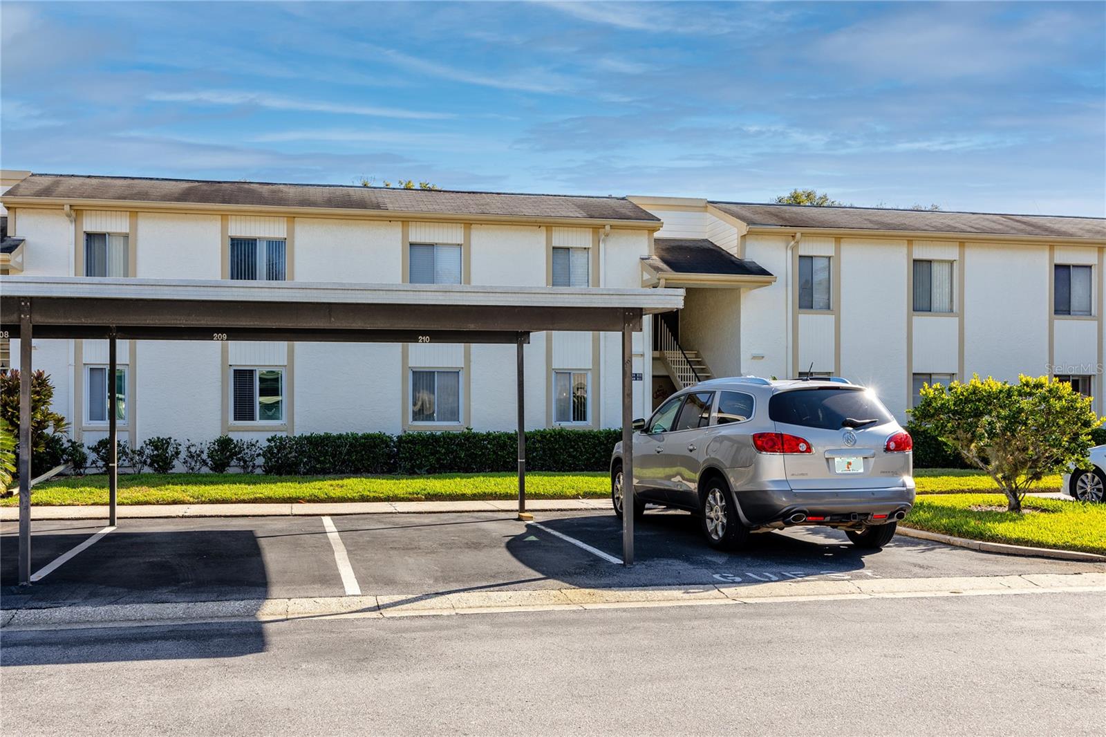 EAST LAKE WOODLANDS CYPRESS ESTATES - Residential Lease