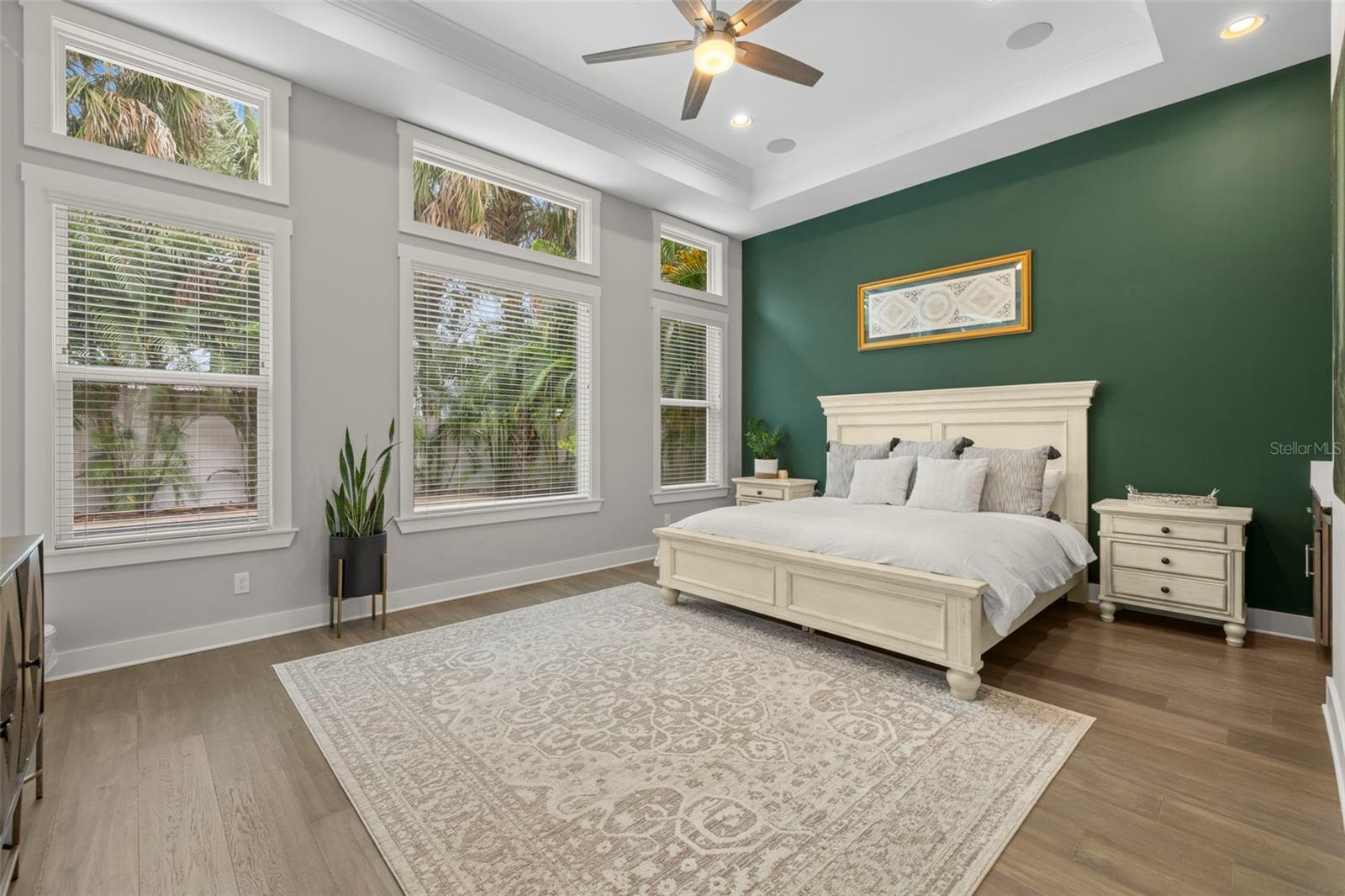 PICADILLY - Residential