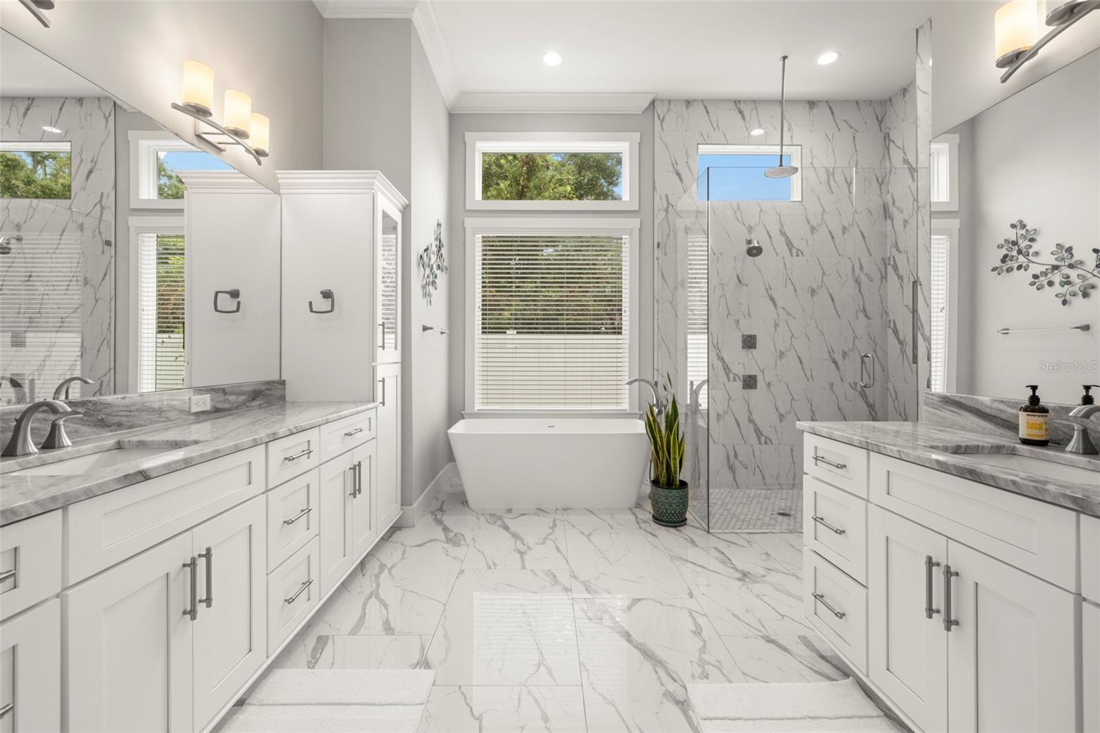 PICADILLY - Residential