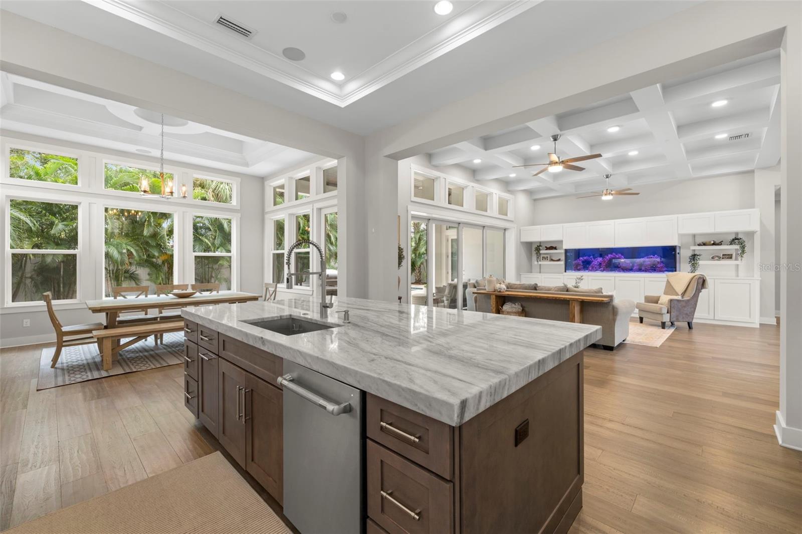 PICADILLY - Residential