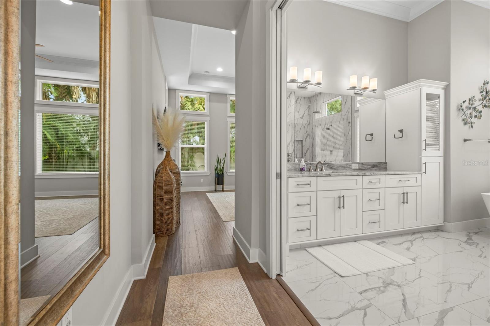 PICADILLY - Residential