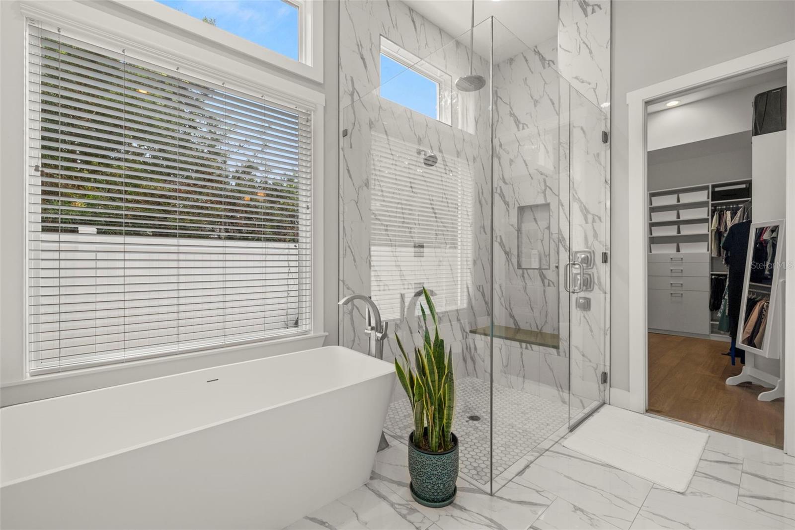 PICADILLY - Residential