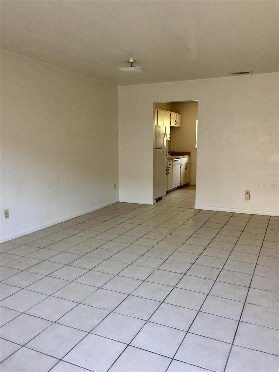 PHOENIX SUB PH II NAPIER GRT - Residential Income