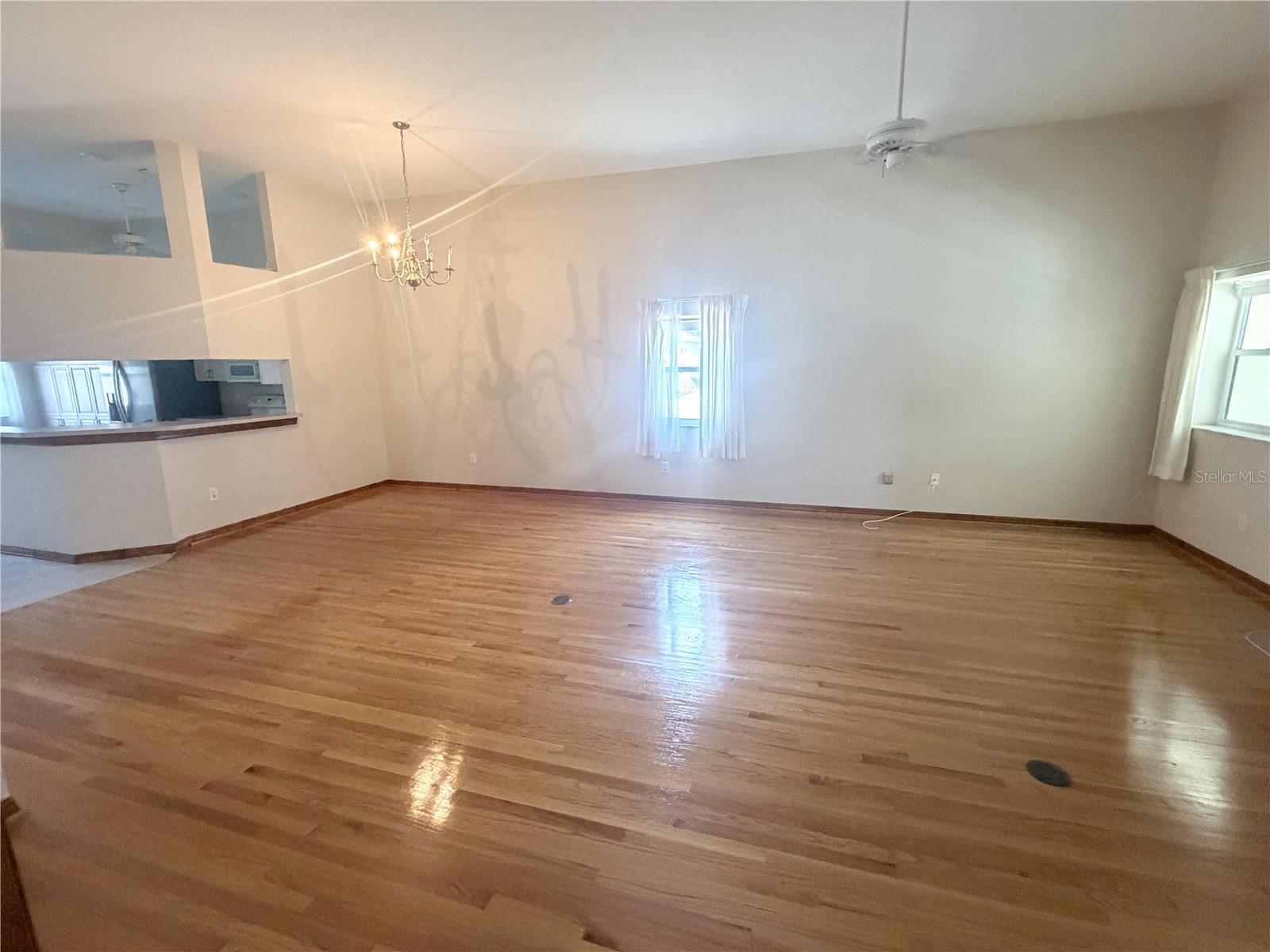 2784 ALEXANDER DRIVE