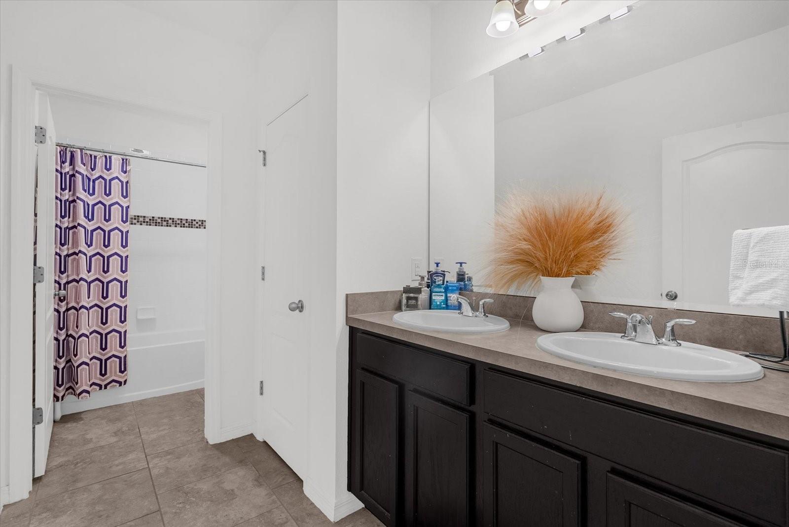 SORRENTO SPRINGS - Residential