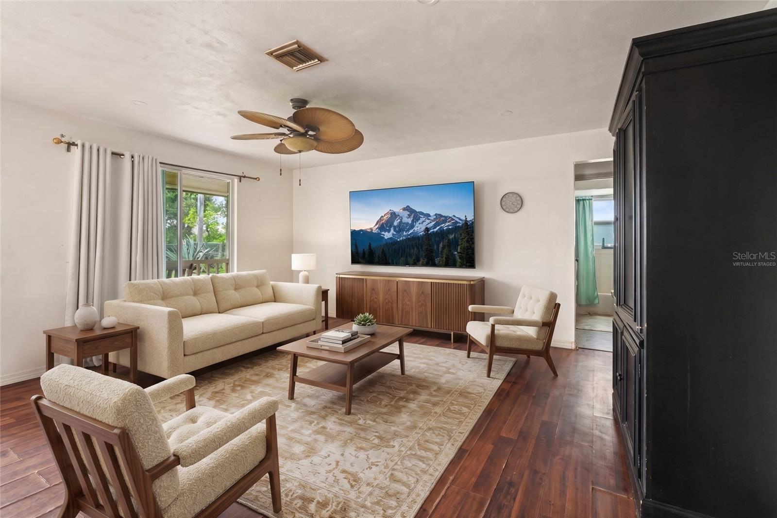 1425 ORCHID ROAD