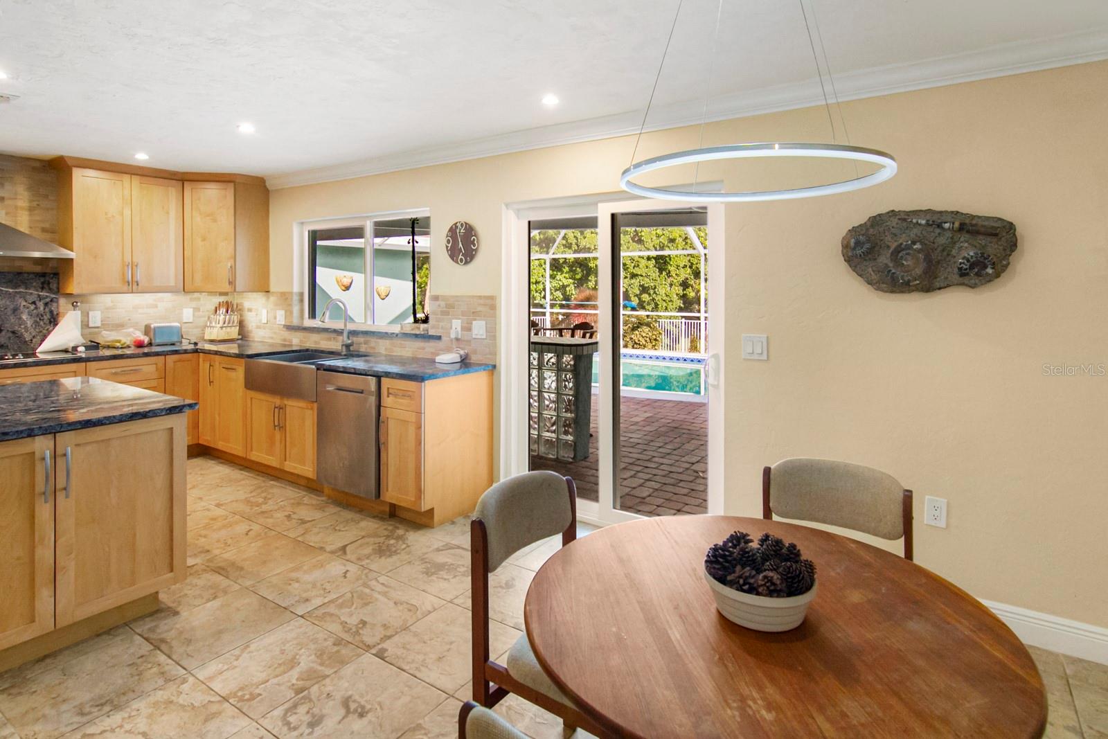 SOUTH GATE UNIT 6 - Residential