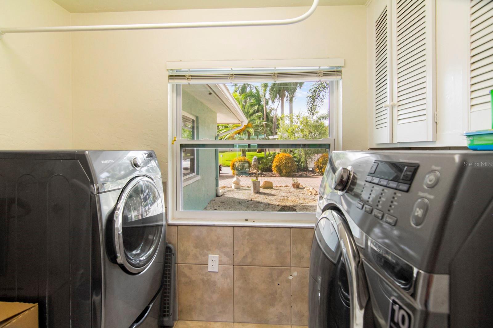 SOUTH GATE UNIT 6 - Residential