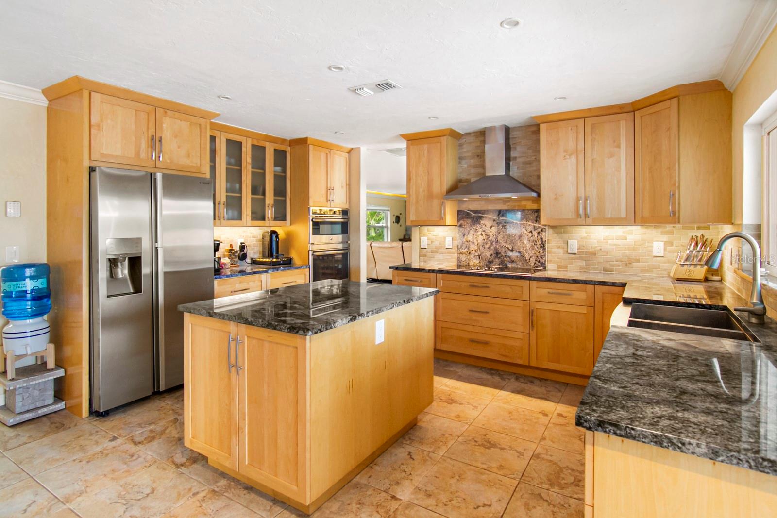 SOUTH GATE UNIT 6 - Residential