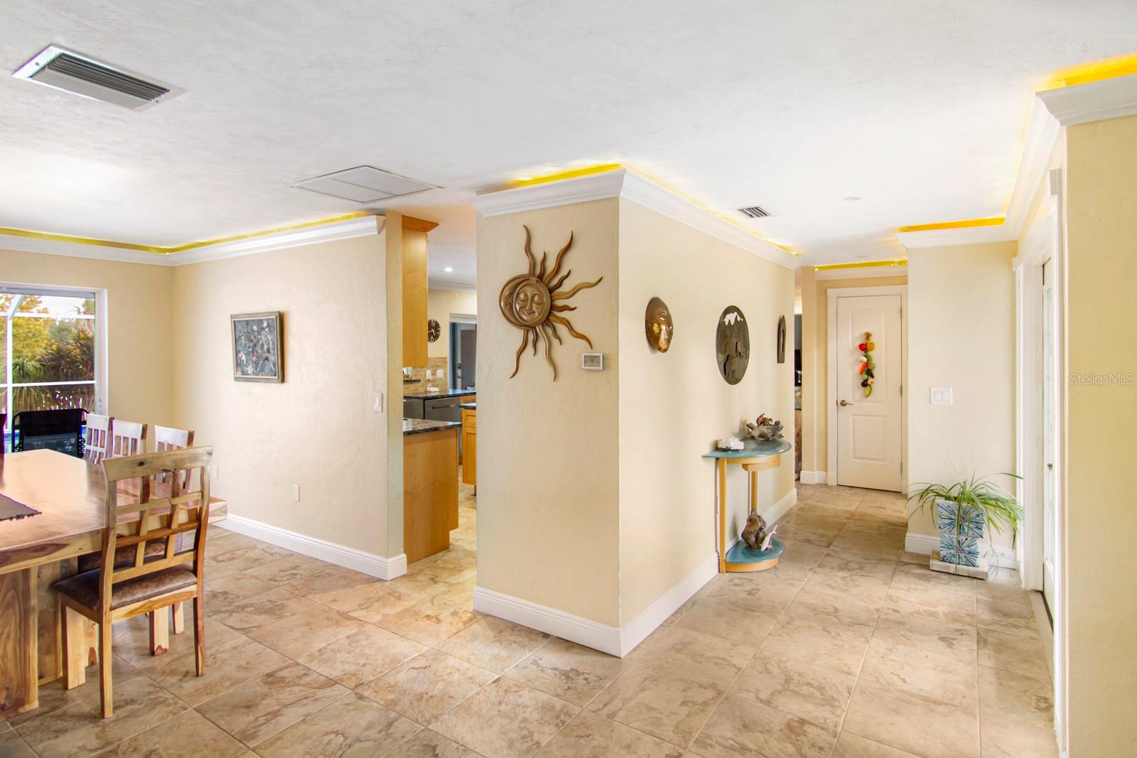 SOUTH GATE UNIT 6 - Residential