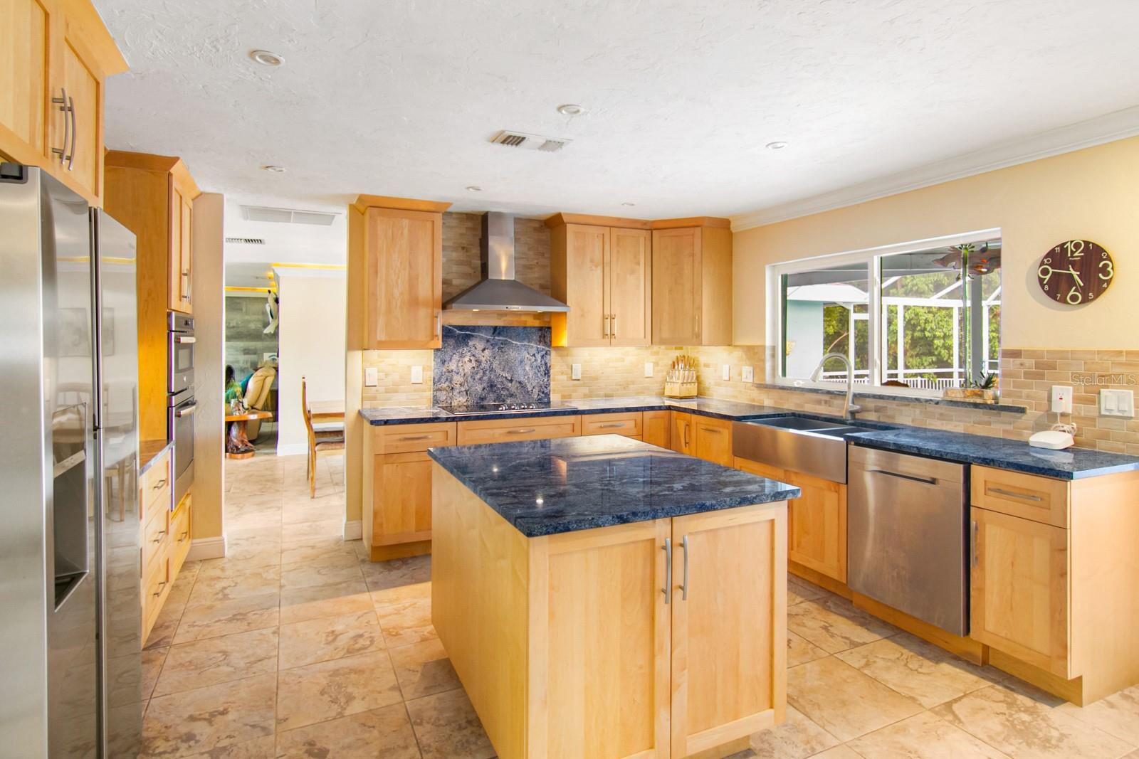 SOUTH GATE UNIT 6 - Residential