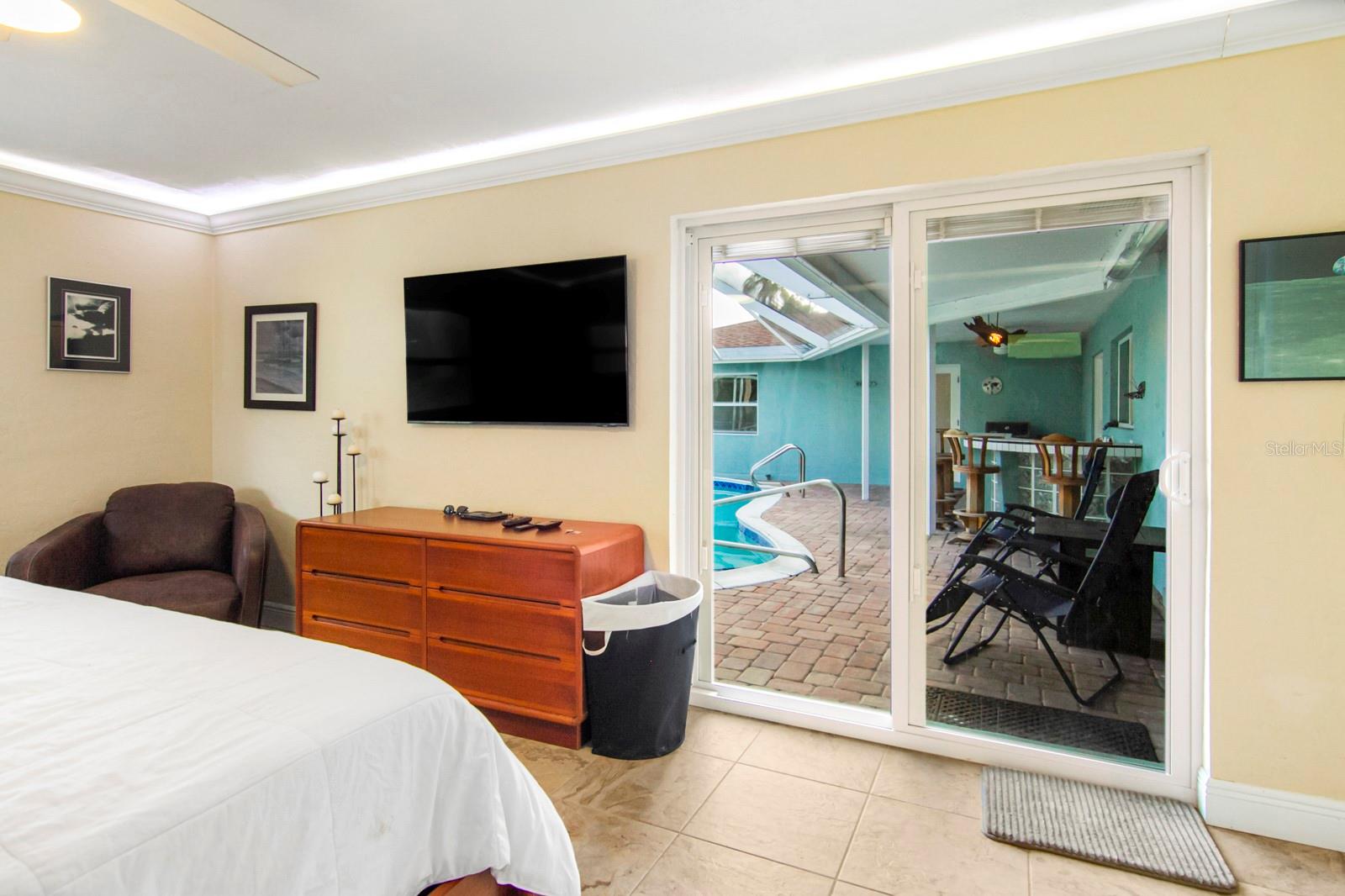 SOUTH GATE UNIT 6 - Residential