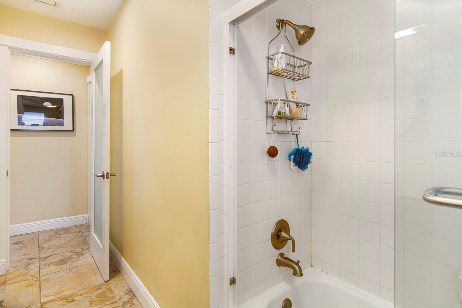 SOUTH GATE UNIT 6 - Residential