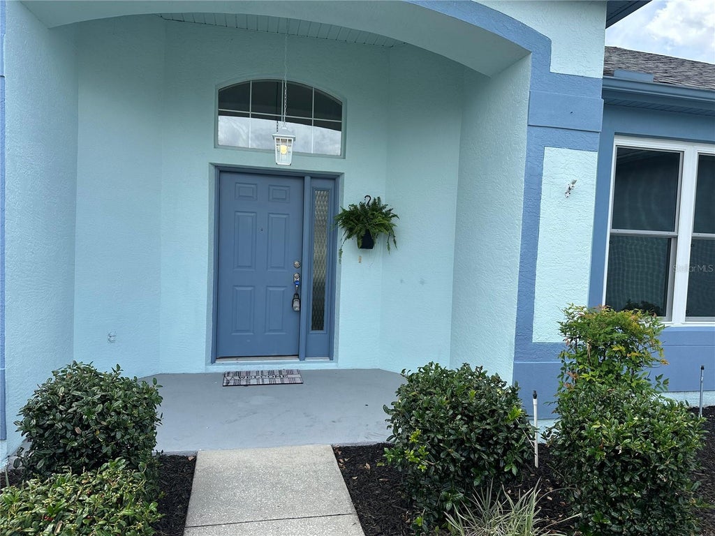 Photo of 210 W Rexford Drive, Beverly Hills, FL 34465 (MLS # TB8516571)