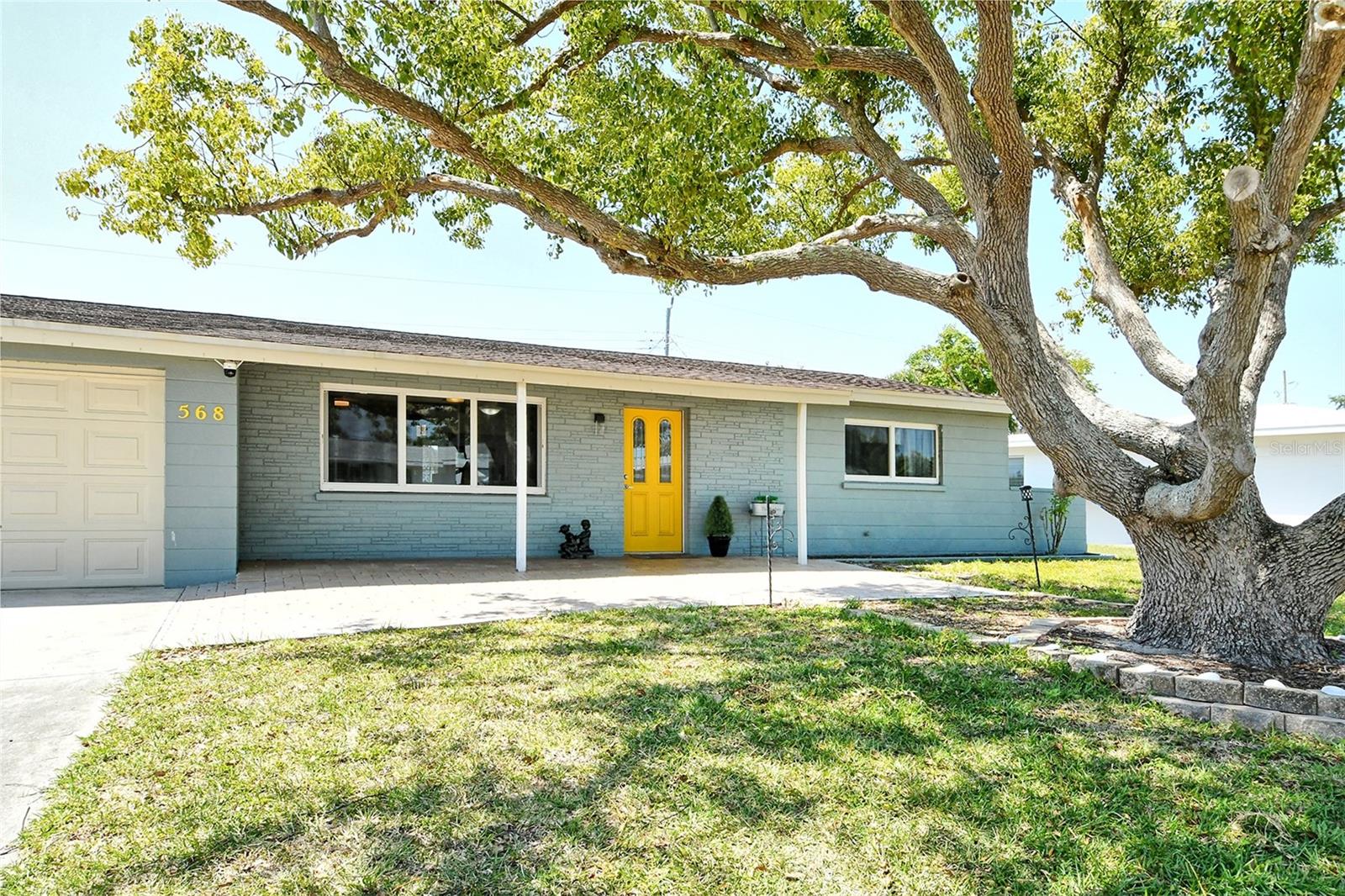 568 SHERIDAN DRIVE