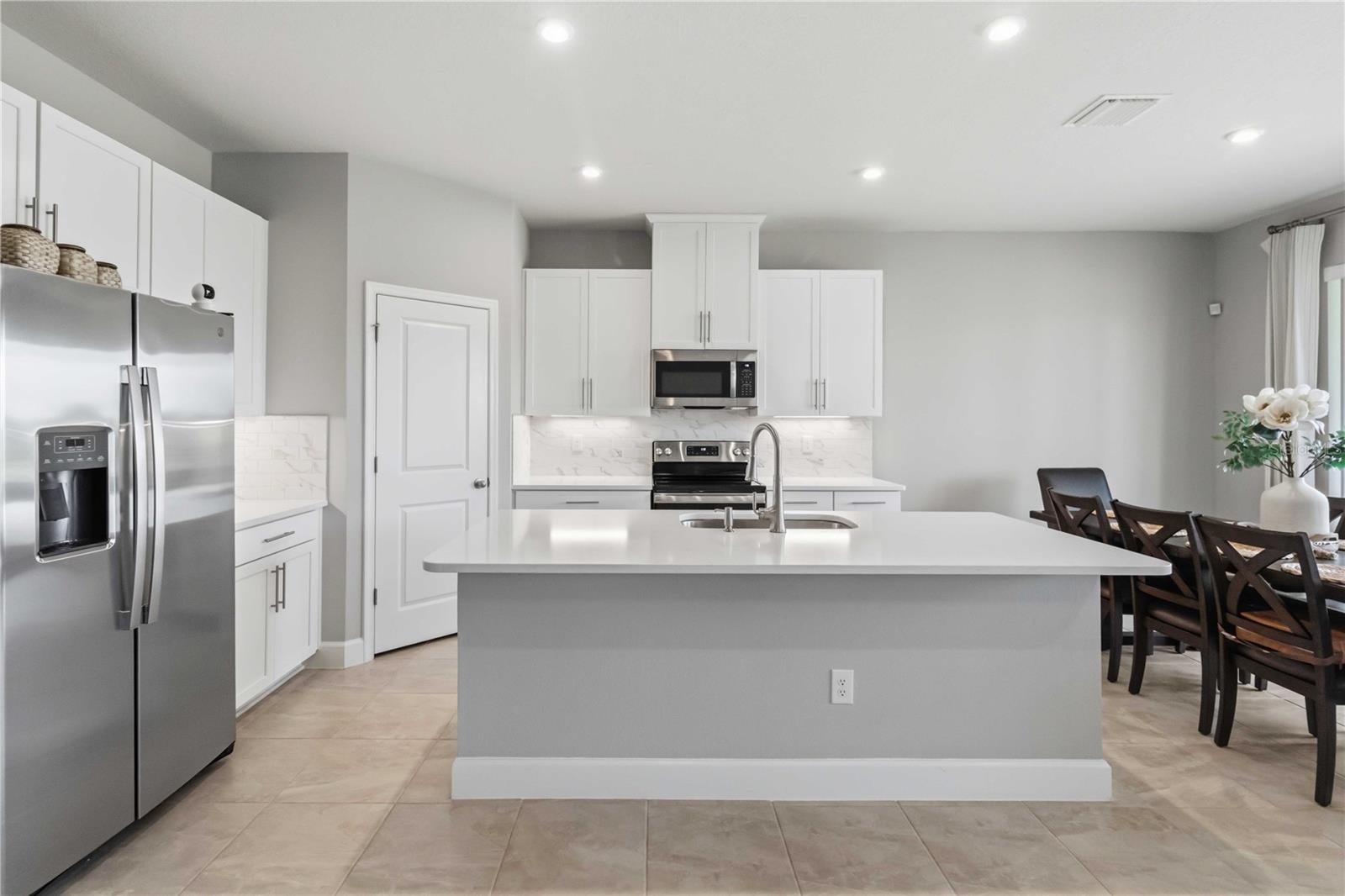 10009 DAYBREAK GLEN