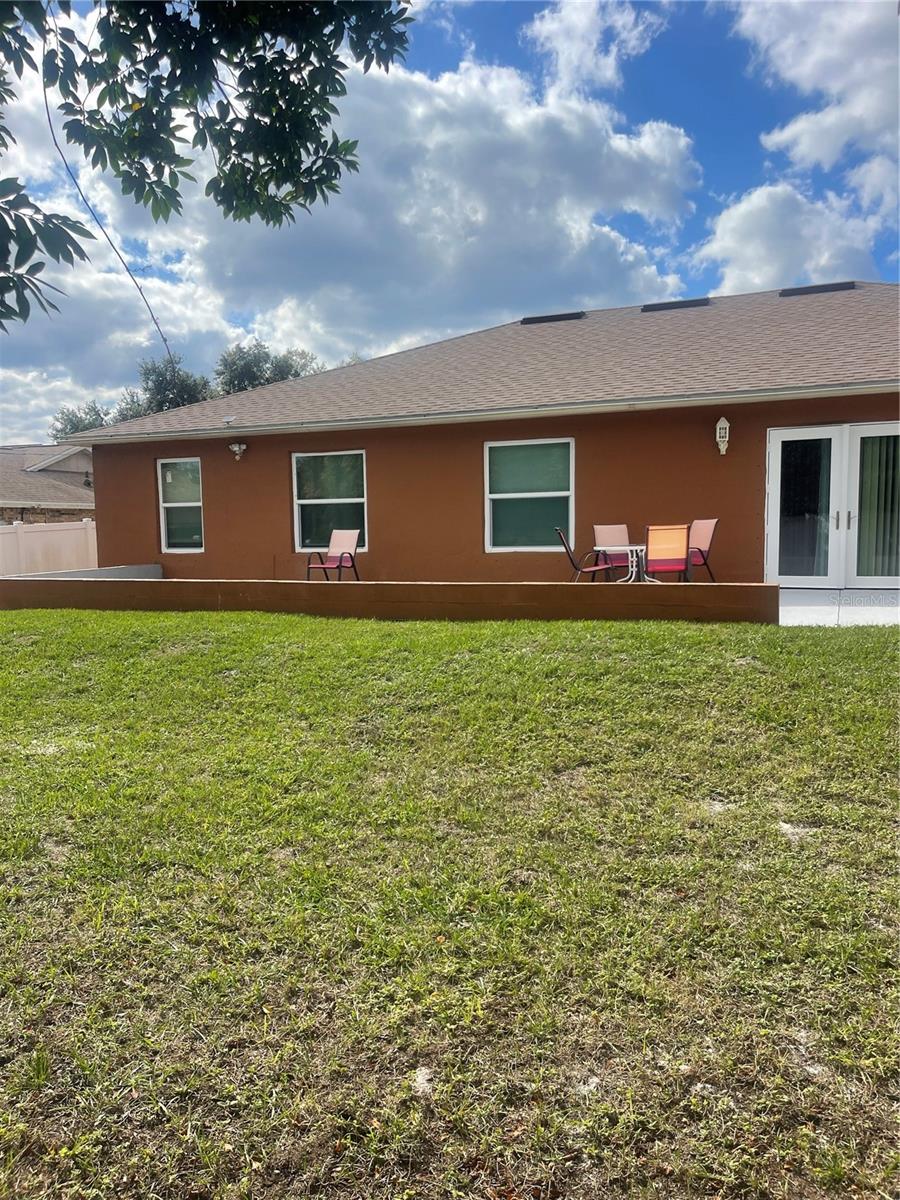 DELTONA LAKES UNIT 07 - Residential Lease