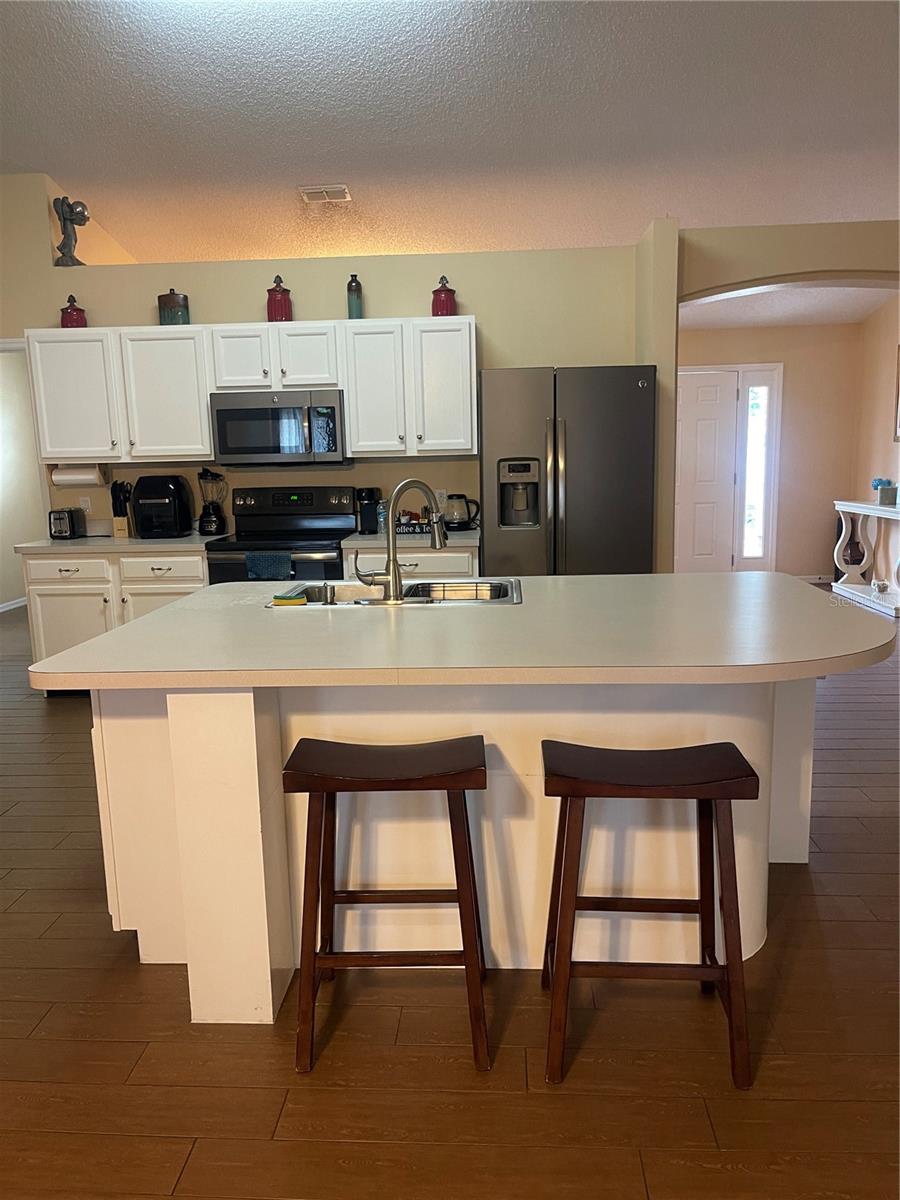 DELTONA LAKES UNIT 07 - Residential Lease