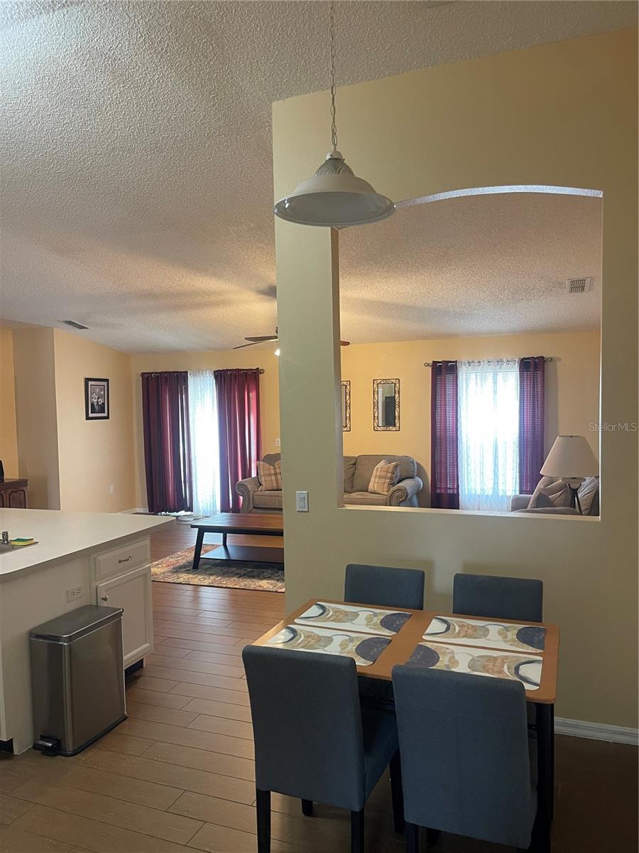 DELTONA LAKES UNIT 07 - Residential Lease