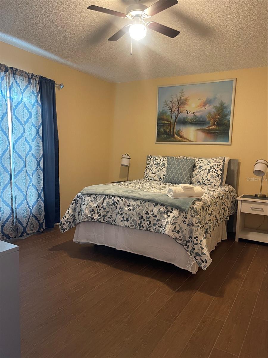 DELTONA LAKES UNIT 07 - Residential Lease