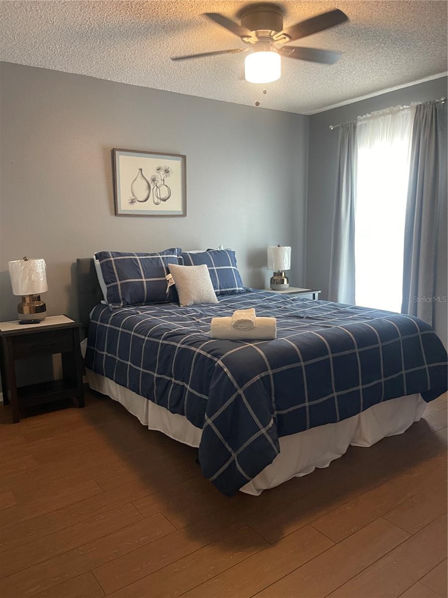 DELTONA LAKES UNIT 07 - Residential Lease