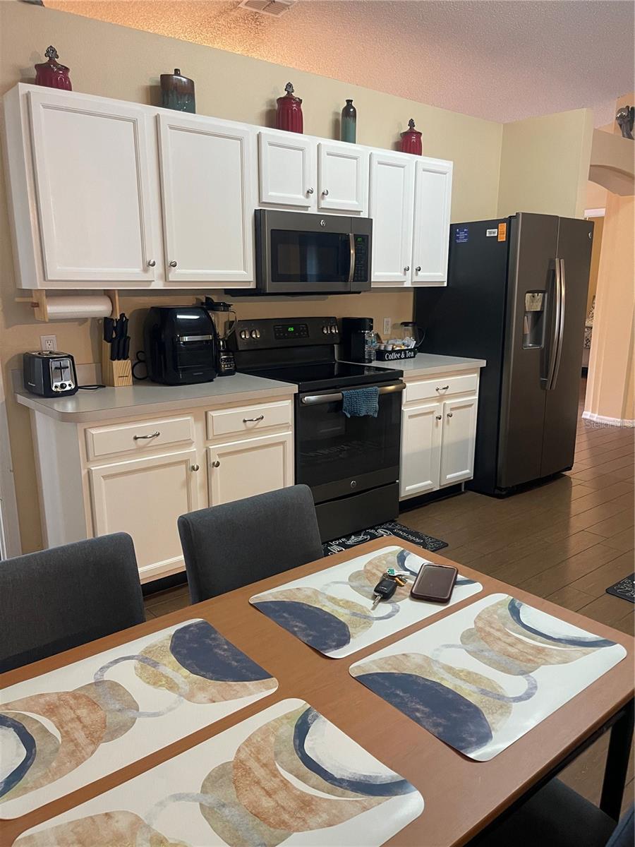 DELTONA LAKES UNIT 07 - Residential Lease