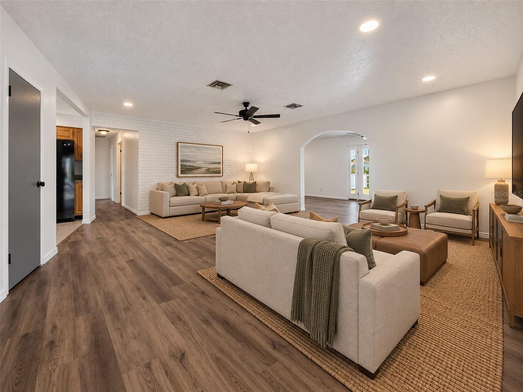 Photo of 4014 Alabama Avenue NE, St Petersburg, FL 33703 (MLS # TB8554722)