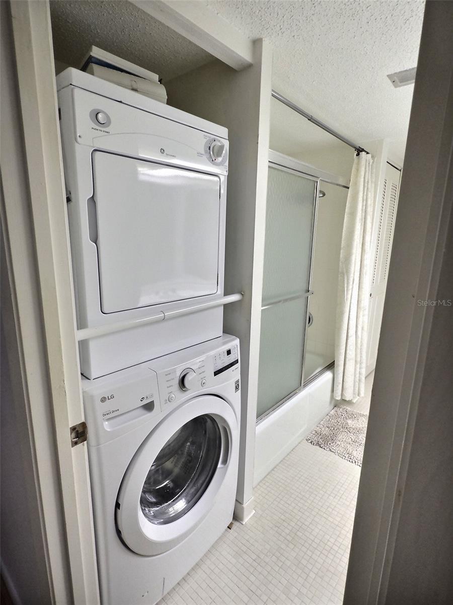 CLEARWATER POINT 7 TENNIS - Residential Lease