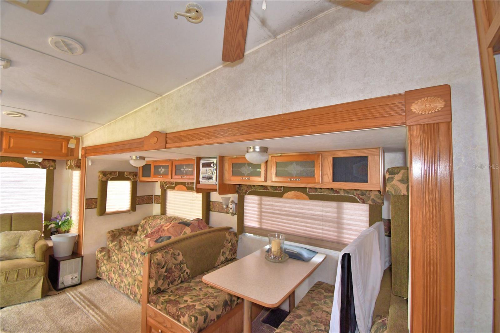 TOOKE LAKE RETREATS - Residential
