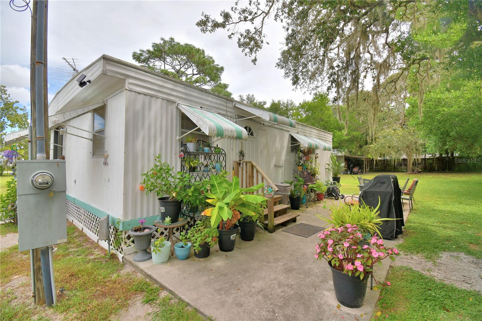 TOOKE LAKE RETREATS - Residential