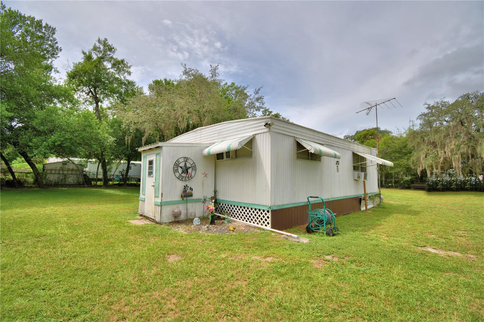TOOKE LAKE RETREATS - Residential